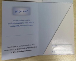 Wyndham Hilton Marriott Hotel Key Card Holder Folded Coated Paper Room Keycard Holders