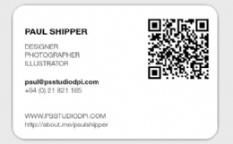 QR Code Card With Custom Logo